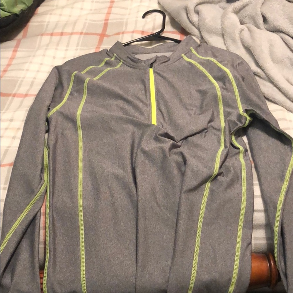Bcg pullover runner jacket